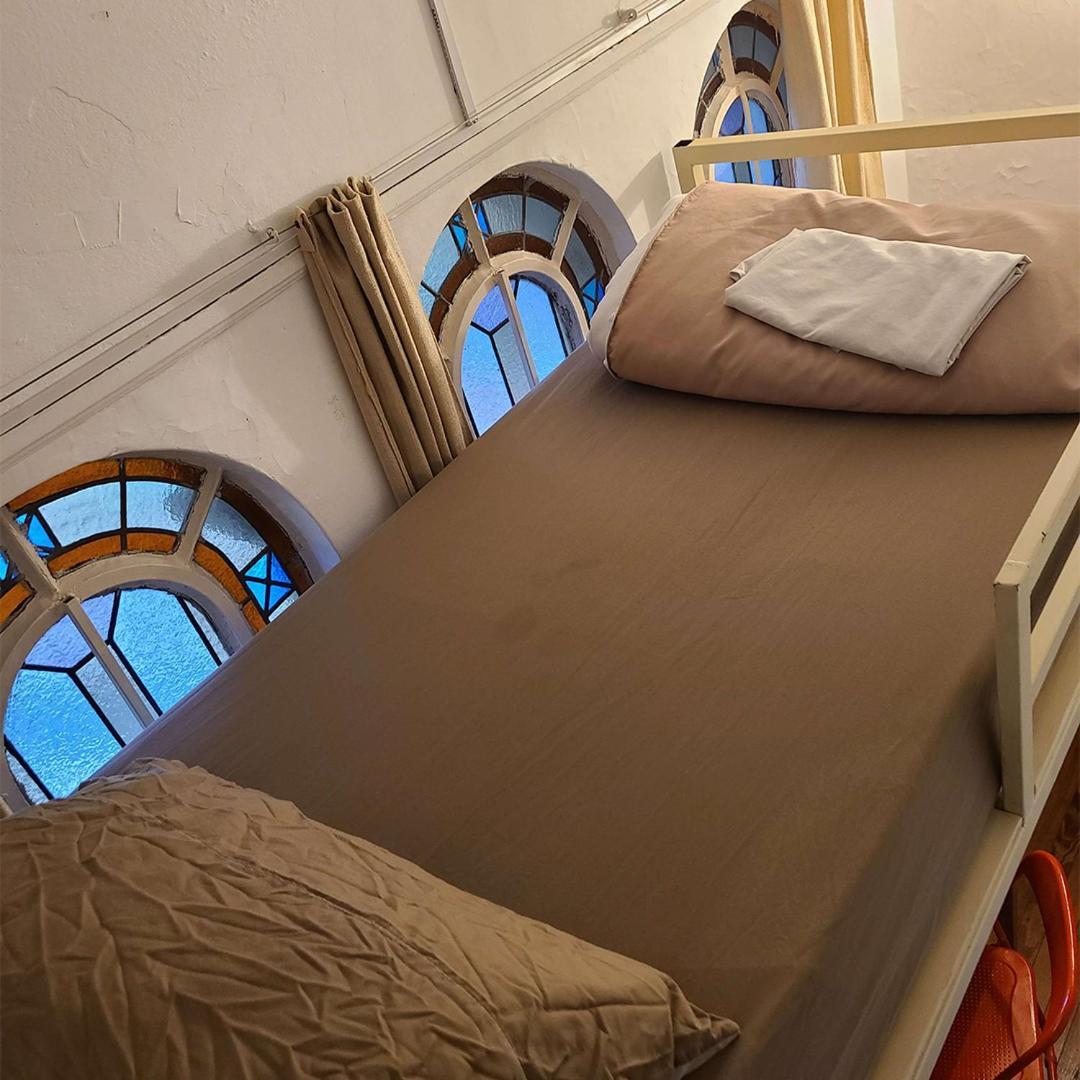 Yh Hostel Montevideo Exterior photo
