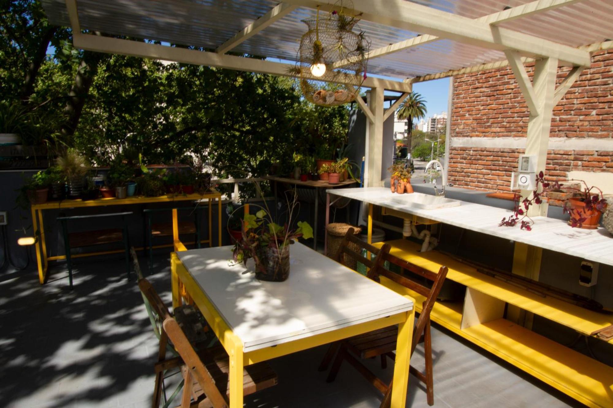 Yh Hostel Montevideo Exterior photo