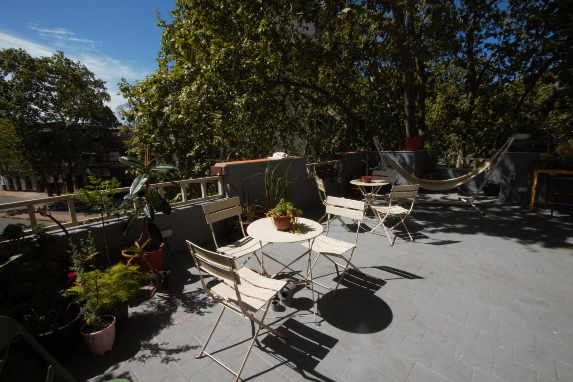Yh Hostel Montevideo Exterior photo